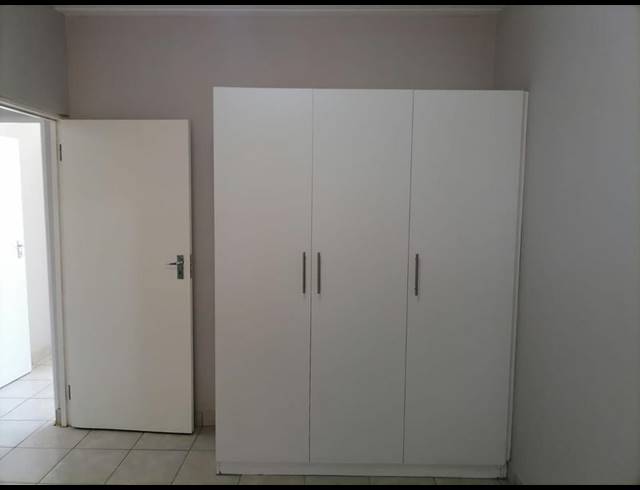 2 BEDROOM PROPERTY TO RENT IN GROBLERPARK